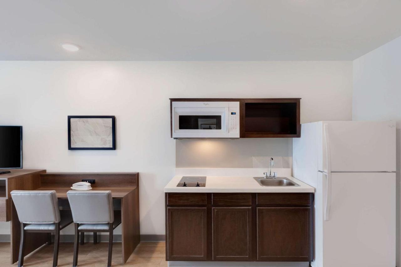 Woodspring Suites Bakersfield East Luaran gambar