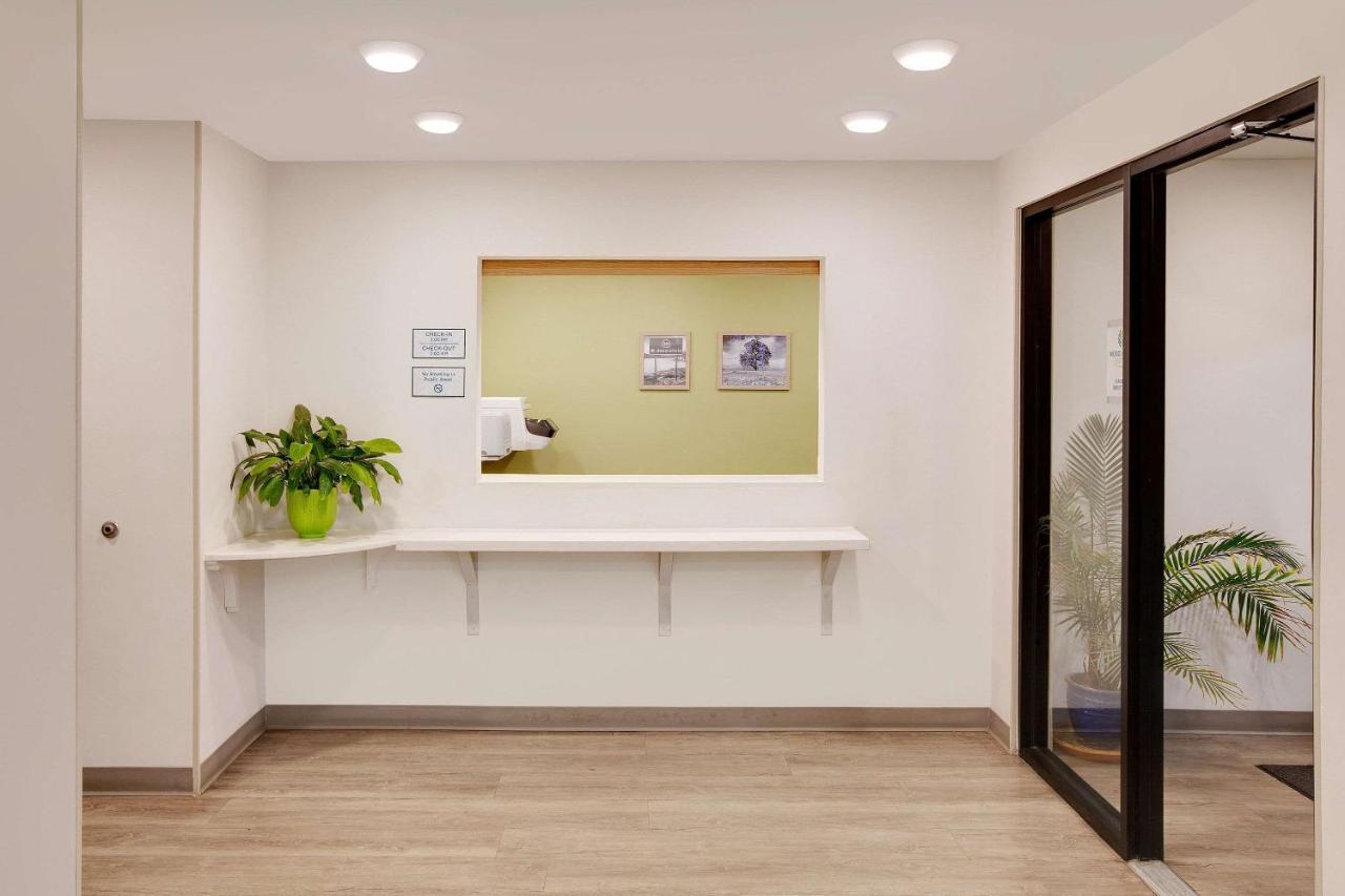 Woodspring Suites Bakersfield East Luaran gambar
