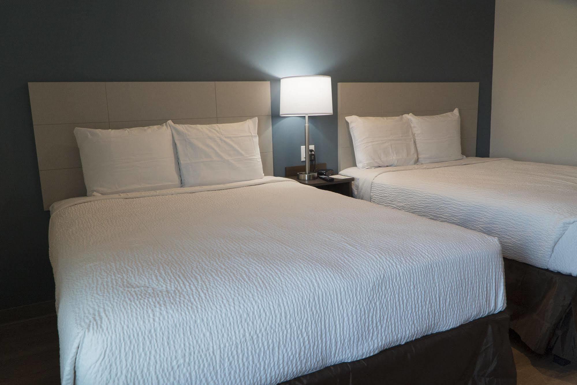 Woodspring Suites Bakersfield East Luaran gambar